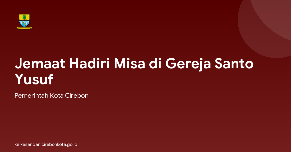 Jemaat Hadiri Misa di Gereja Santo Yusuf